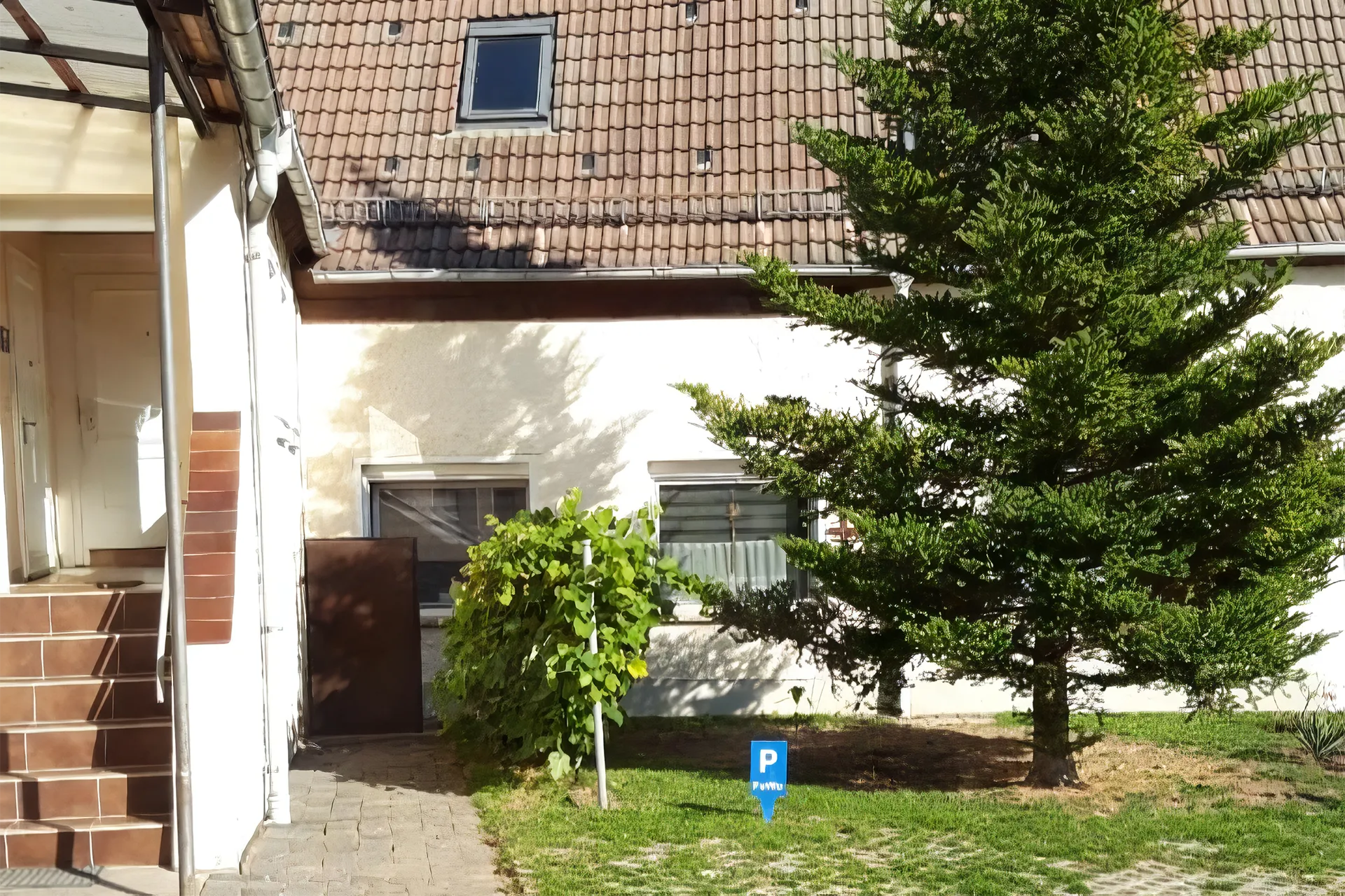 Platz f&uuml;r bis zu f&uuml;nfzehn G&auml;ste!